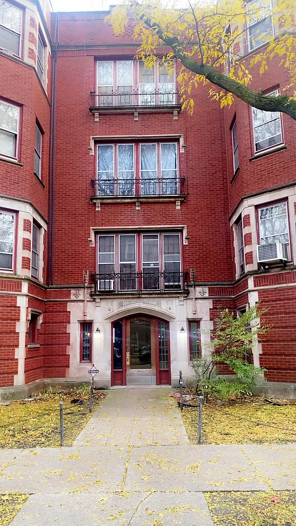 2233 E 70th Pl Unit 1 photo 1