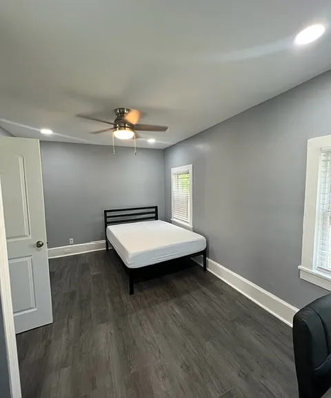 205 Ashworth Pl #1 — Photo 28