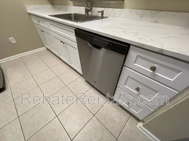 Point Meadows Place — Photo 3
