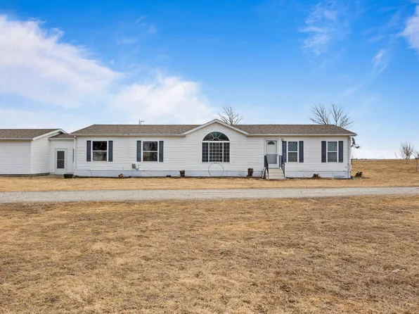 18576 N Ave, Minburn, IA 50167