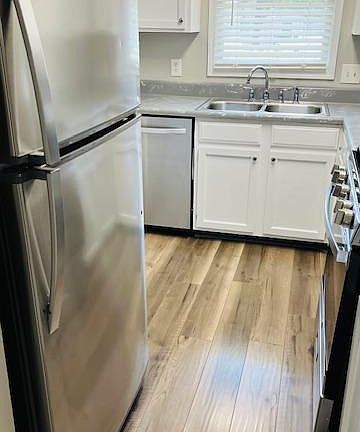 5th image of 2171 Wellington Cir