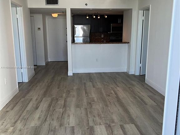 4th image of 850 N Miami Ave #W-1006