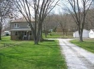 2926 Barnhill Rd, New Philadelphia, OH 44663