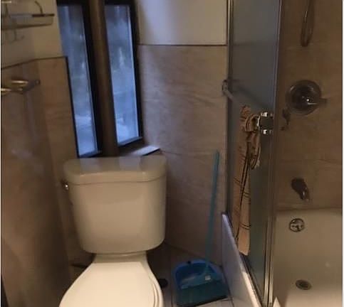 3rd image of 44 Eldridge St APT 6