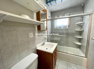 23 Renfrew St #R, Medford, MA 02155