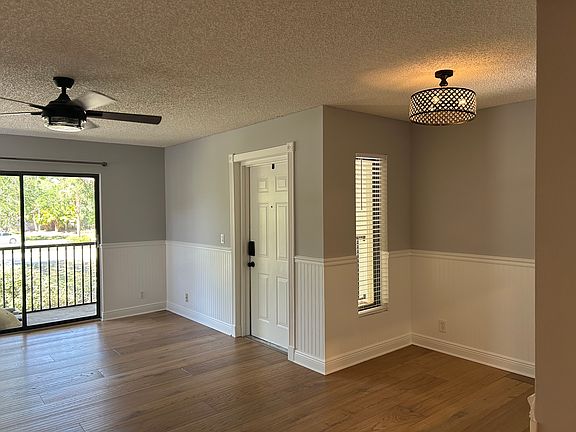 4th image of 1995 SW Silver Pine Way APT 119-G2