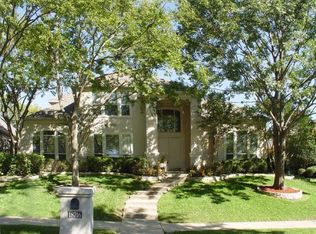 18716 Mapletree Ln, Dallas, TX 75252