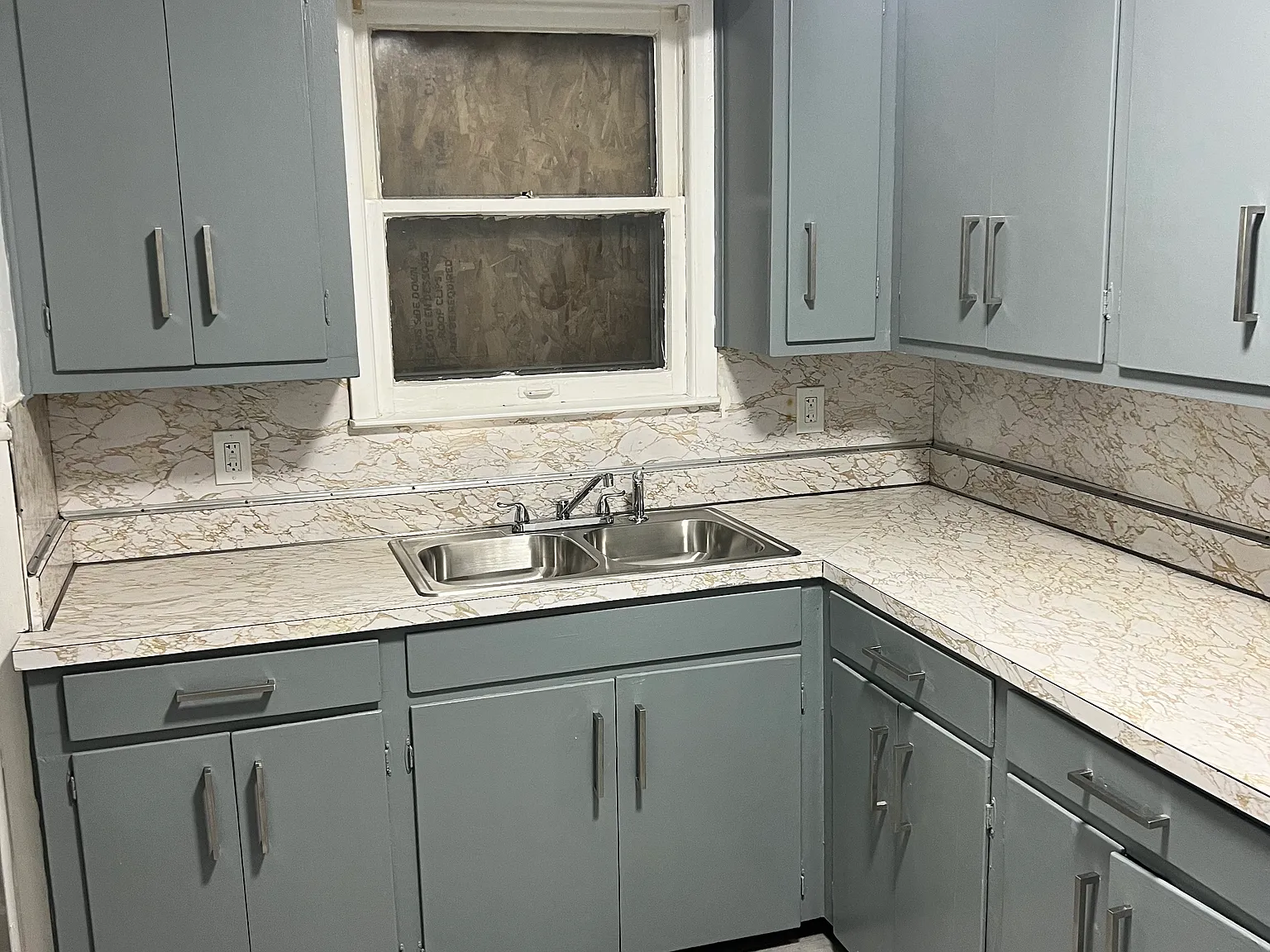 4 bed, 1475 sqft, $1,400 — Photo 3