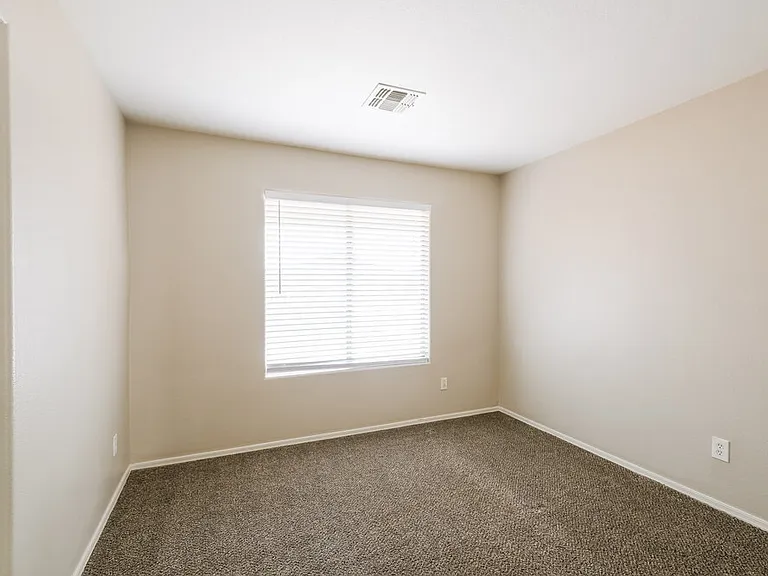 6054 W Jones Ave — Photo 13