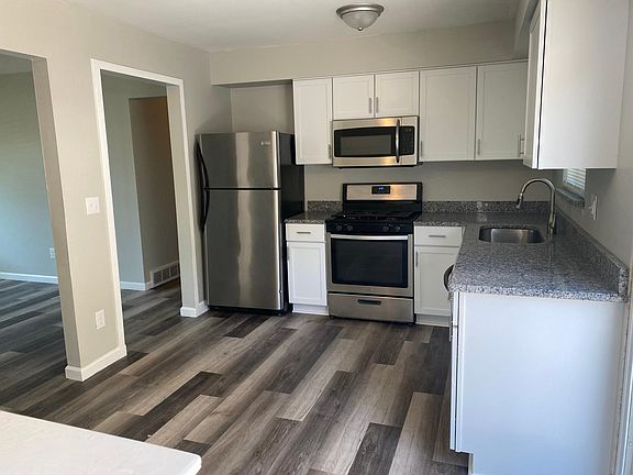 2nd image of 22064 Silver Creek Ln