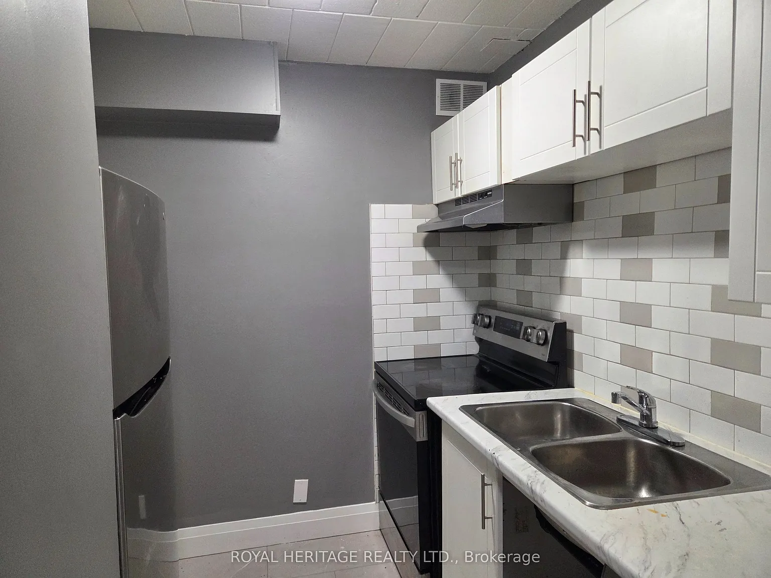 2 bed, $1,695 — Photo 1