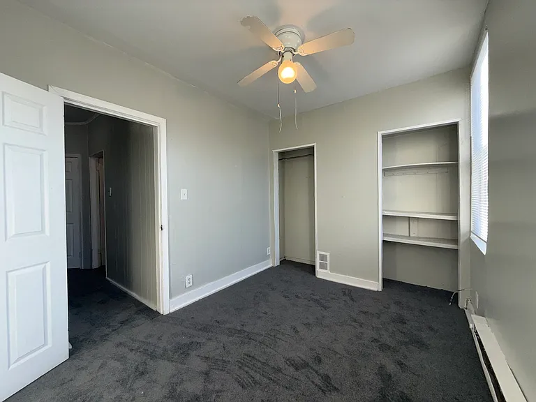 247 E Mayfield St — Photo 20