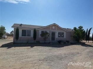 7385 Utah Ln, Phelan, CA 92371