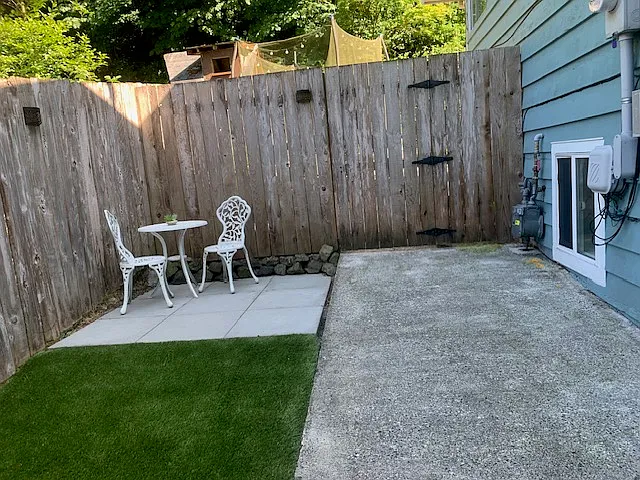 2218 Fairmount Ave SW #B — Photo 2