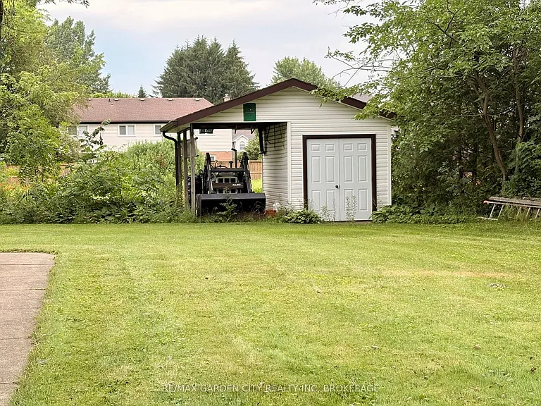 51 Bacon Ln — Photo 27