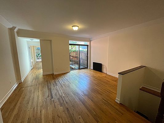 1st image of 129 W 87th St APT 2