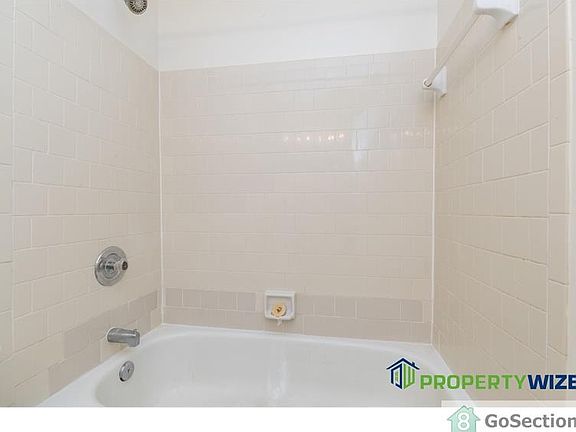3rd image of 747 Wilton Farm Dr #1