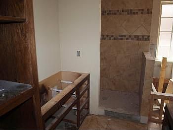 5th image of 2611 Debracy Ave