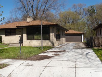 4715 42nd Ave, Kenosha, WI, 53144