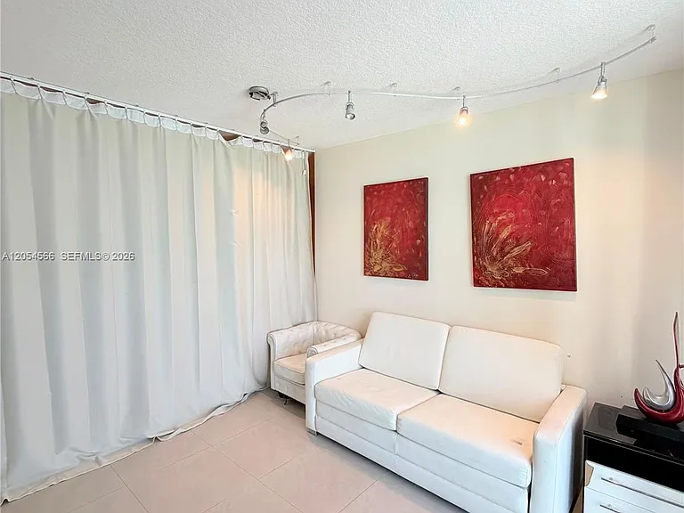16699 Collins Ave #1410 — Photo 19