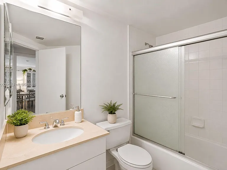 701 Brickell Key Blvd #604 — Photo 8