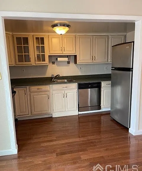 40 Prospect St #15 — Photo 10