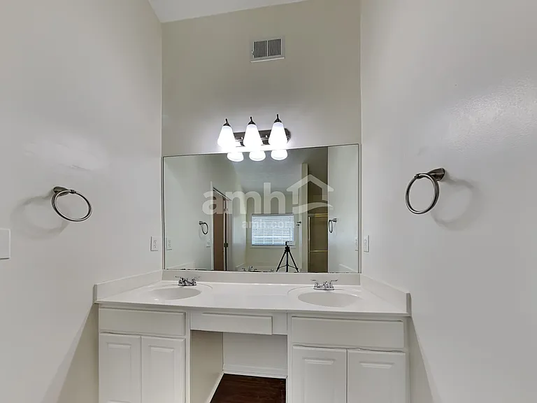 338 Park Creek Rdg — Photo 13