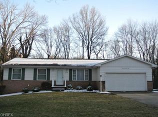 1334 Mockingbird Trl, Stow, OH 44224