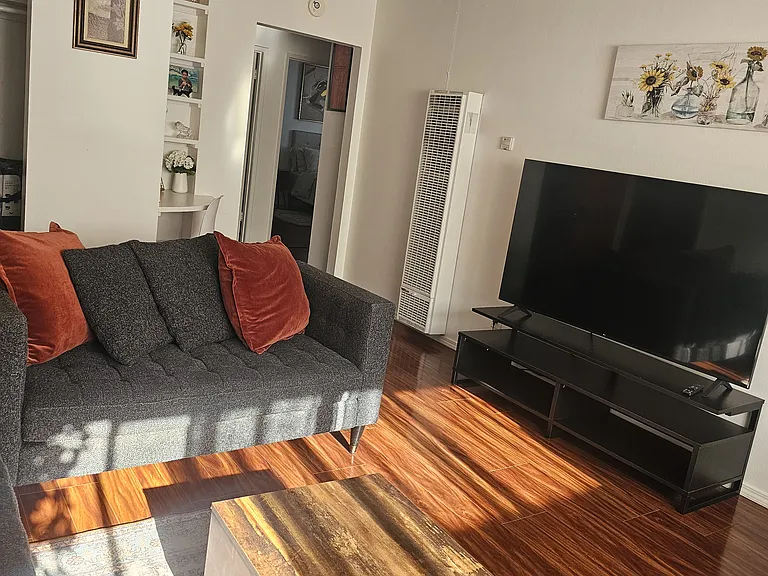 2112 Manhattan Beach Blvd #D — Photo 3