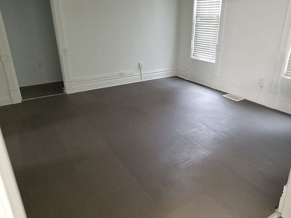 4th image of 608 Leland Ave #2