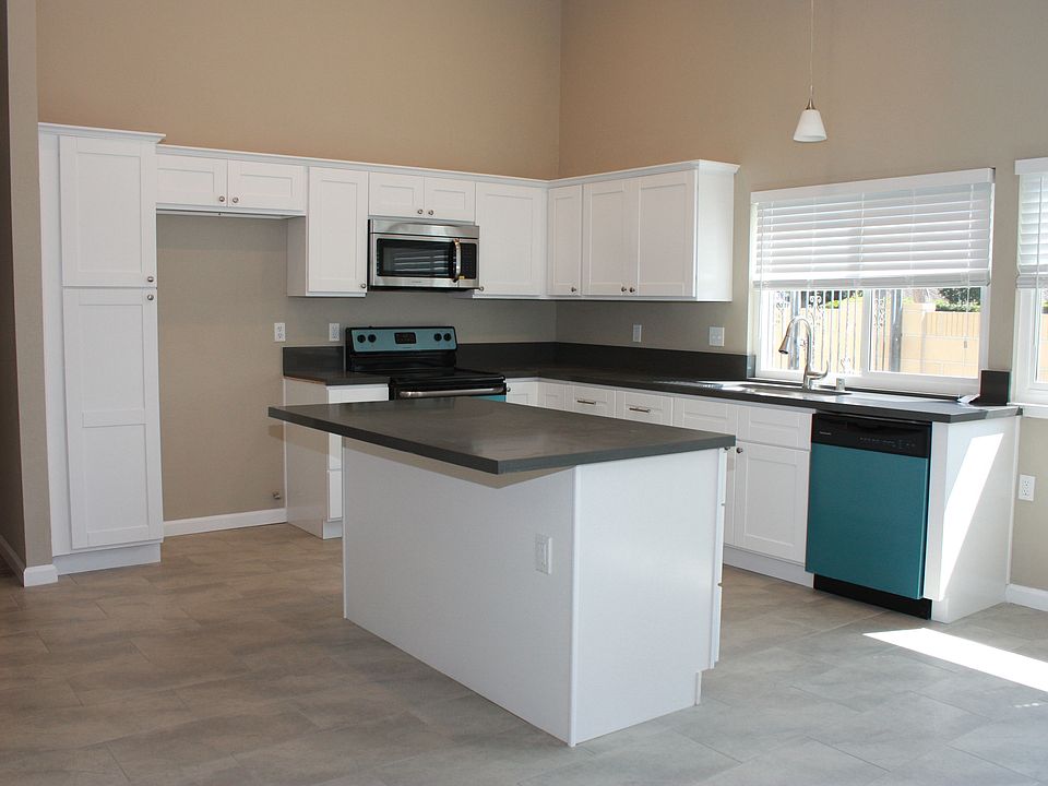 Completely remodeled Open Kitchen