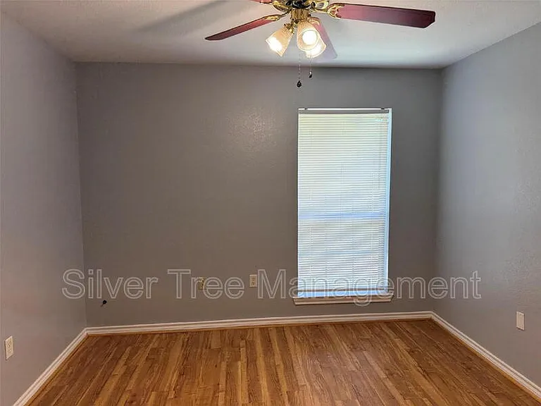 204 School House Rd — Photo 6