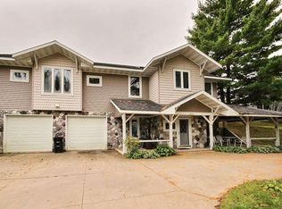 W5767 Thistledown Dr, La Crosse, WI 54601