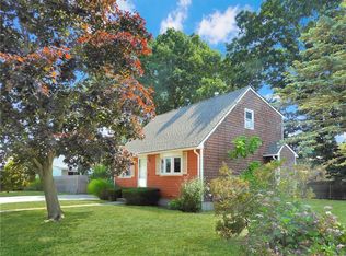 76 Frawley St, Warwick, RI 02889