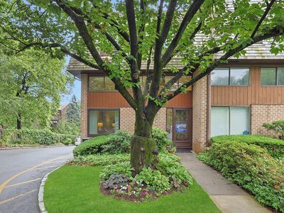 25 The Hamlet, Pelham, NY, 10803