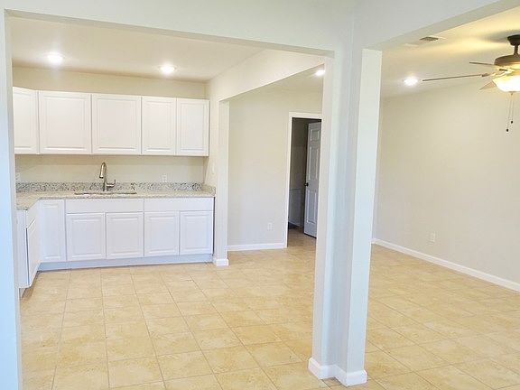 5th image of 4339 Clark Ave