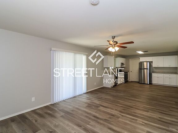 5th image of 7820 N 37th Ave