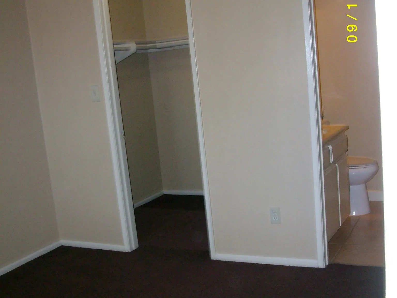 2 bed, 800 sqft, $1,350 — Photo 3