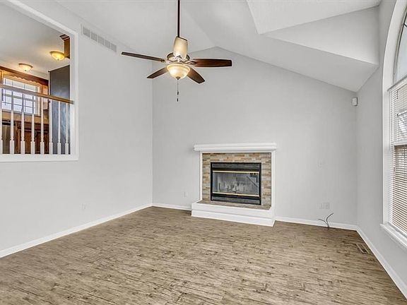 5th image of 603 SE Fox Run Ct