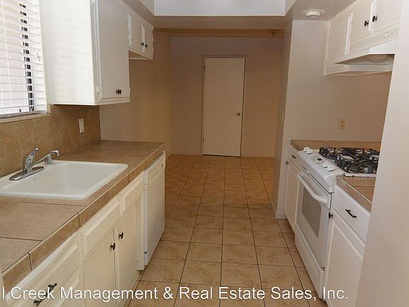5th image of 3800 W Country Ave