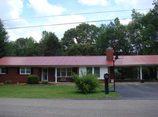 140 Roberson Scott Ln, Paris, TN 38242