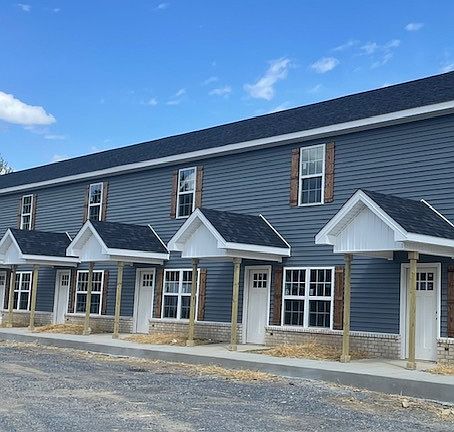 2nd image of 1080 Packing House Rd #2
