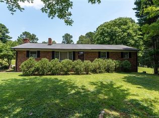 13718 Lucia Riverbend Hwy, Mount Holly, NC 28120