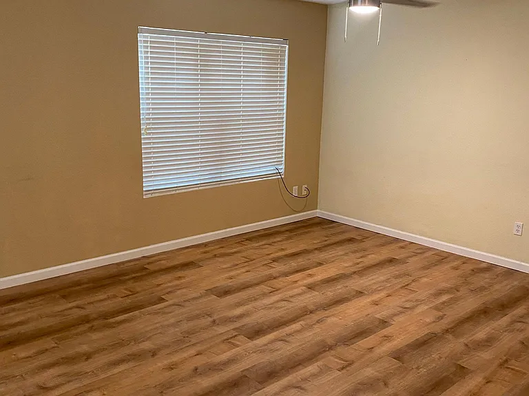 7500 E Deer Valley Rd #182 — Photo 13