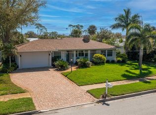 809 Nokomis Ave S, Venice, FL 34285