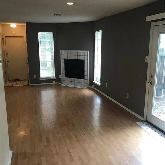 11901 Argonne Forest Trl — Photo 2