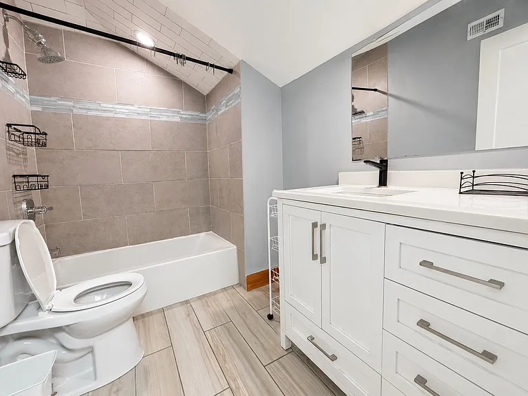 3524 Calhoun St — Photo 8