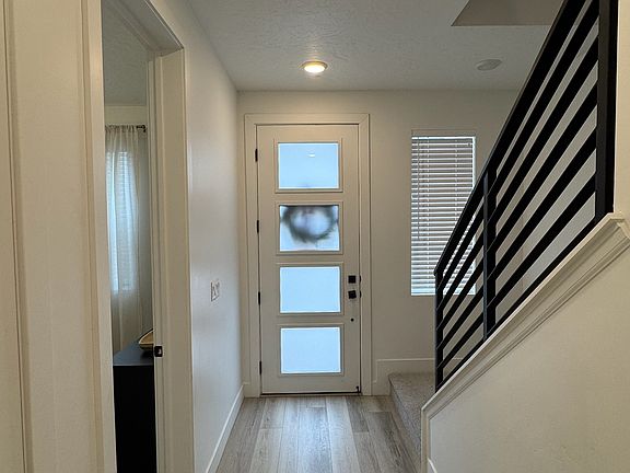 3rd image of 428 S 610 E