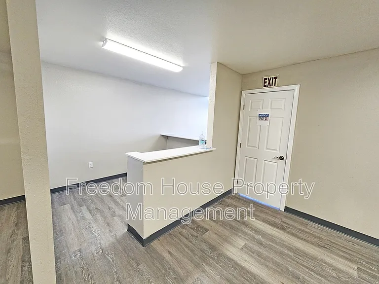 311 S Frontage Rd #104 — Photo 14