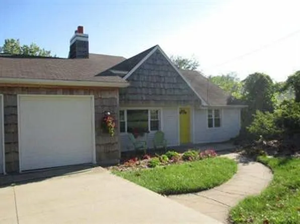 6365 Avenue H, La Salle, MI 48145